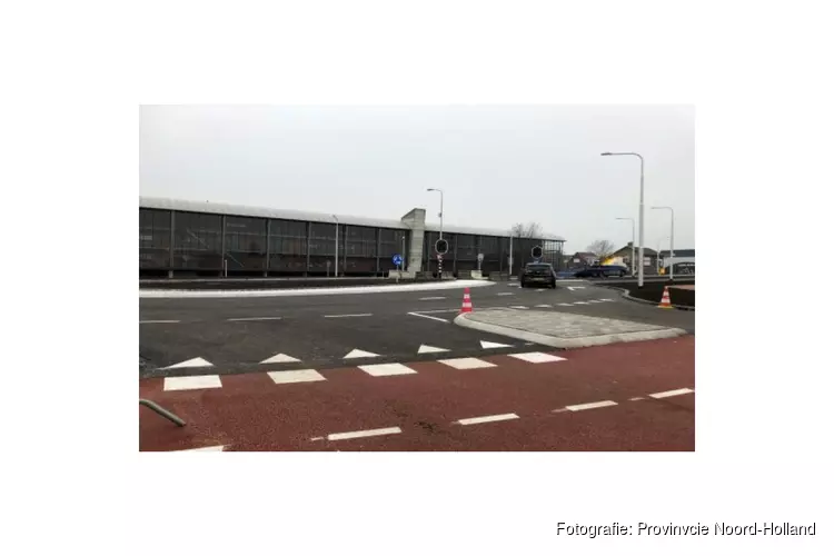 Werkzaamheden rotonde Burgemeester Hoffscholteweg afgerond