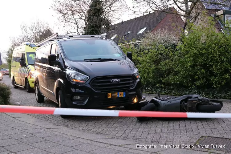 Scooterrijder gewond in Ouderkerk aan de Amstel