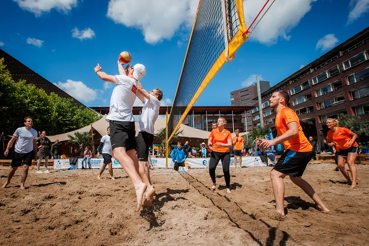 Meer dan mooi begin van AmstelveenBeach