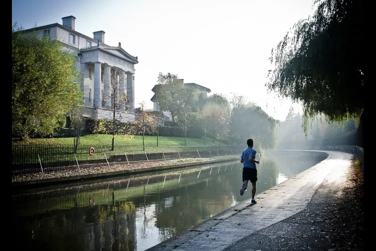 Aanmeldingen KPMG Lentemarathon Amstelveen lopen storm